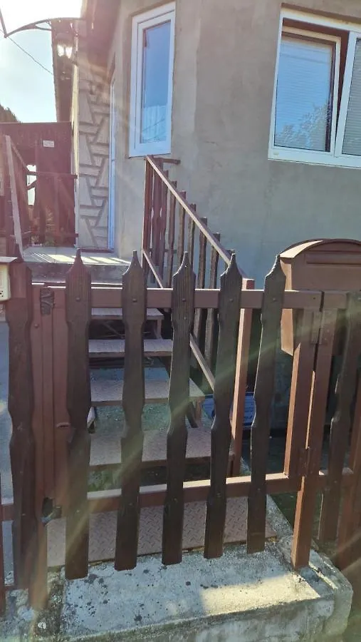 Friendly Apartment In The Suburb. 부다페스트 0*,  헝가리